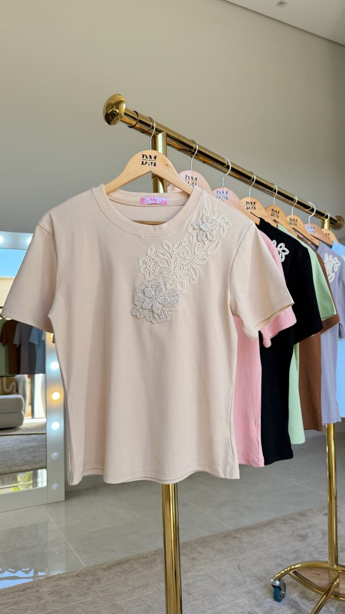 blusa mila bordada lateral c/crochê 2969