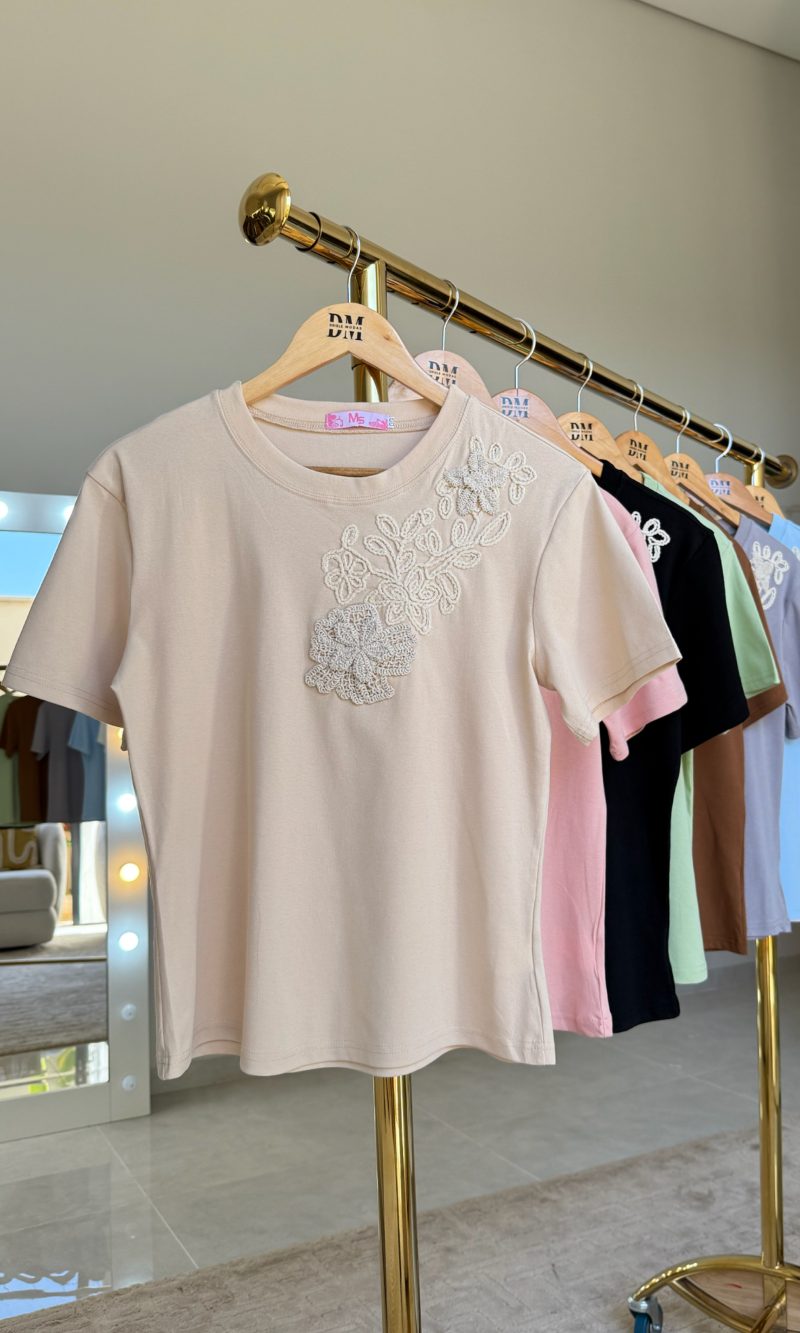 blusa mila bordada lateral c/crochê 2969