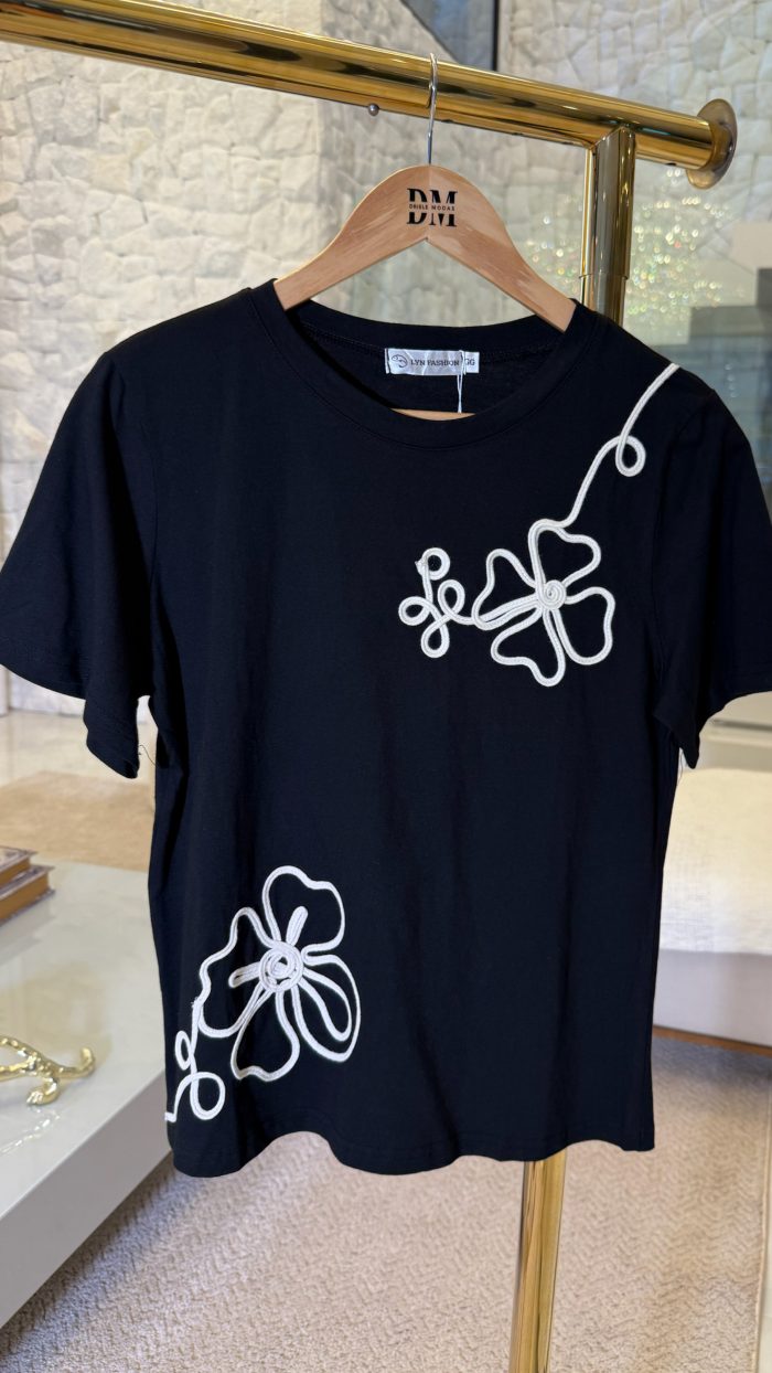 blusa de malha bordada sandy 3065 blusa de malha bordada sandy 3065