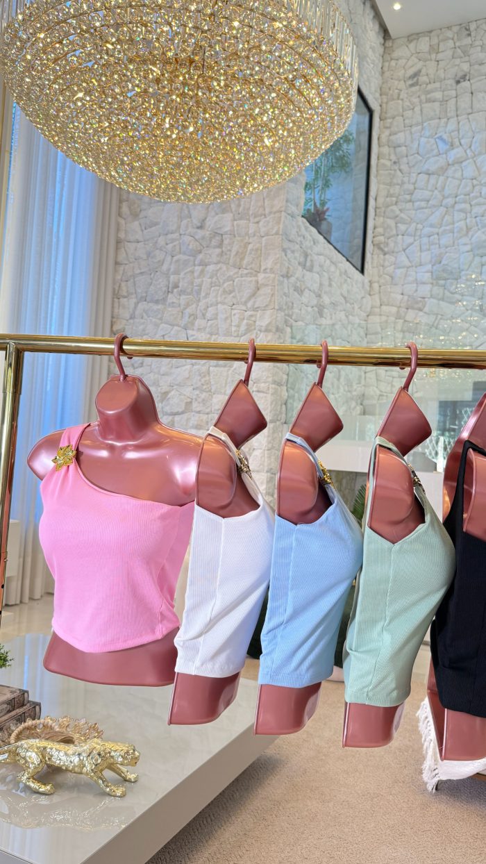 cropped canelado c/detalhe flor 3133 rosa cropped canelado c/detalhe flor 3133 rosa