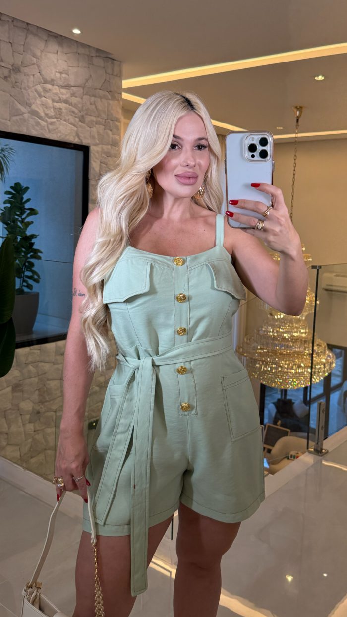 macacão c/botões dourado 3384 macacão c/botões dourado 3384