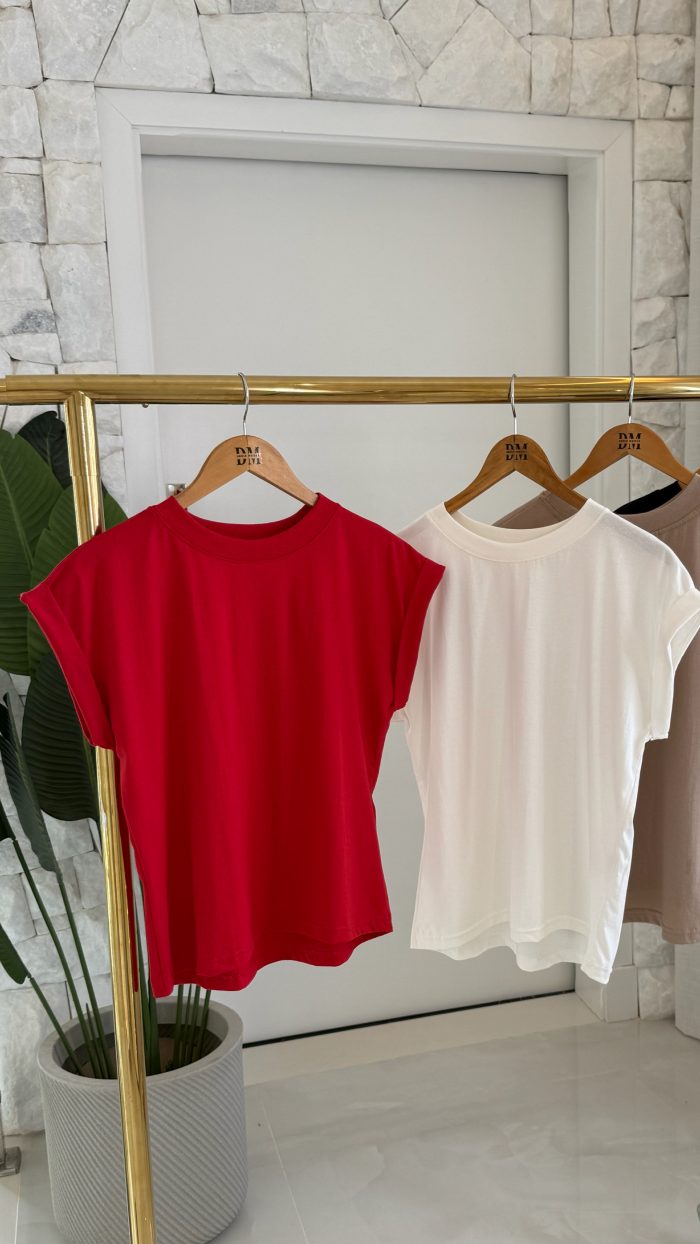 blusa fabricia c/detalhe na manga 1490 blusa fabricia c/detalhe na manga 1490