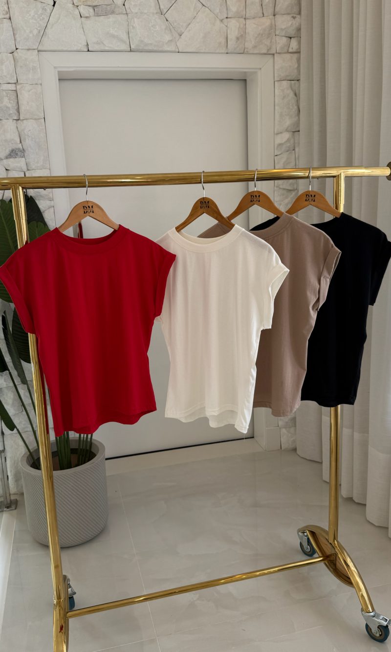 blusa fabricia c/detalhe na manga 1490