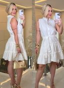 vestido celina babado botão curto