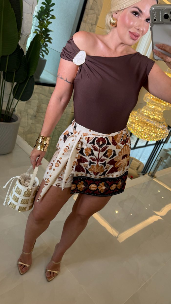 body c/ broche perolado safira 3574 body c/ broche perolado safira 3574