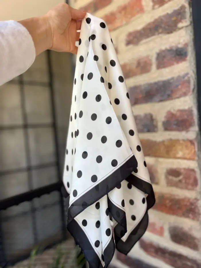 lenço stella de cetim 3093 lenço stella de cetim 3093